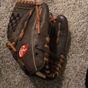 Rawlings softball glove